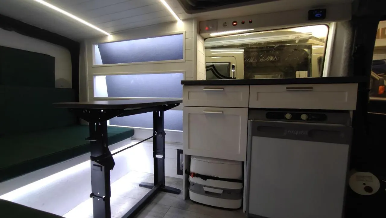 Vip Caravan Motorhome - Lakoauto Budapest 0*,